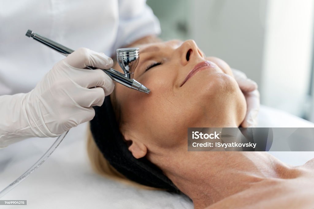 Dermaplaning
